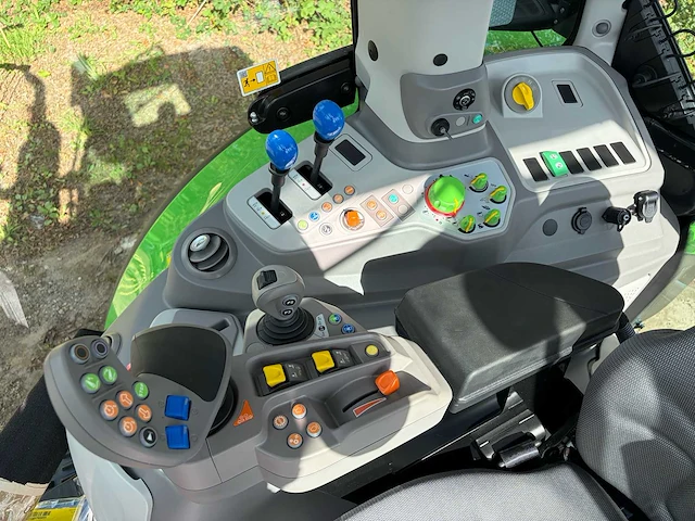 2026 deutz-fahr 6140.4 ttv agrotron vierwielaangedreven landbouwtractor - afbeelding 15 van  36