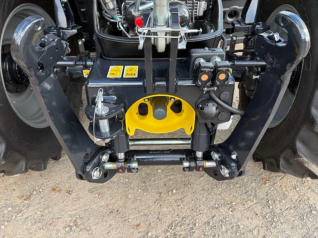 2026 deutz-fahr 6140.4 ttv agrotron vierwielaangedreven landbouwtractor - afbeelding 27 van  36