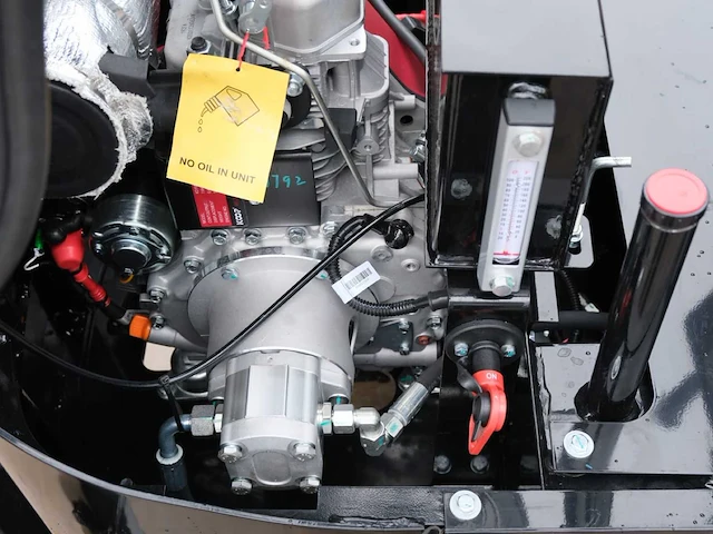 2026 dlm minigraafmachine 950 kg – nieuw – zwenkarm – koop motor – 40 cm bak – garantie - afbeelding 4 van  13
