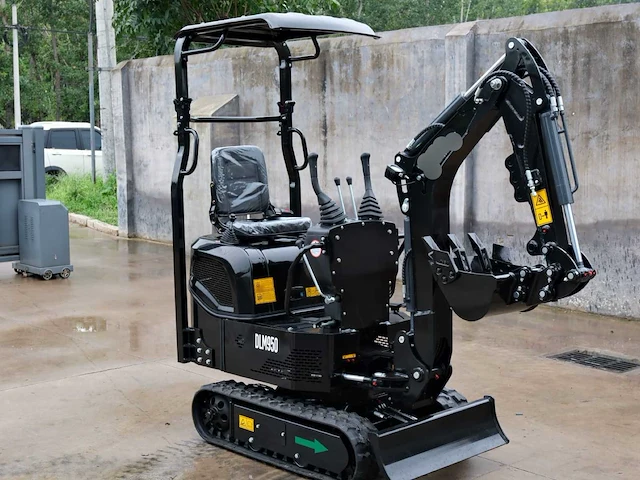 2026 dlm minigraafmachine 950 kg – nieuw – zwenkarm – koop motor – 40 cm bak – garantie - afbeelding 7 van  13
