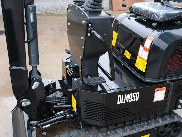 2026 dlm minigraafmachine 950 kg – nieuw – zwenkarm – koop motor – 40 cm bak – garantie - afbeelding 10 van  13
