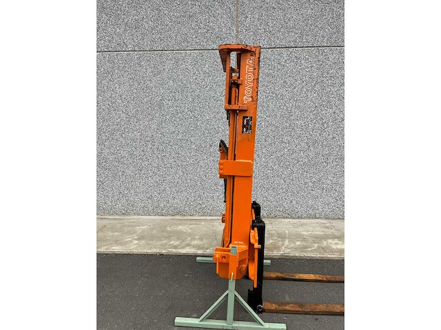 2026 hefmast met inklapbare vorken voor front hef of achter de tractor , 2500 kg heffen - afbeelding 2 van  6