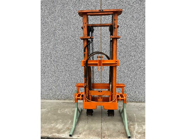2026 hefmast met inklapbare vorken voor front hef of achter de tractor , 2500 kg heffen - afbeelding 5 van  6