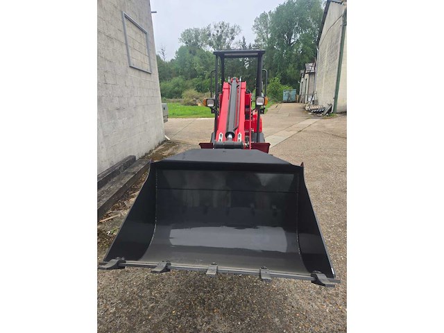 2026 hightop 4x4 gelede telescooplader - afbeelding 22 van  24