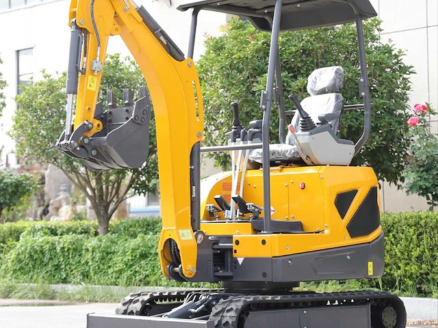 2026 huayee minigraafmachine - 1.800 kg – kubota 3-cilinder – knikarm – snelwissel – 2 bakken - afbeelding 1 van  15