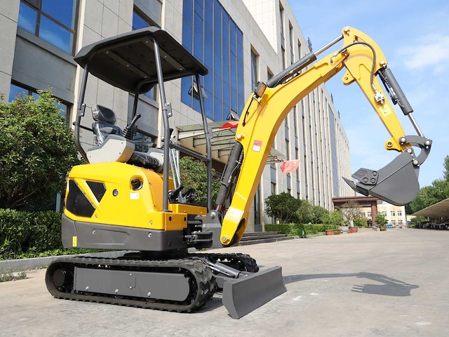 2026 huayee minigraafmachine - 1.800 kg – kubota 3-cilinder – knikarm – snelwissel – 2 bakken - afbeelding 13 van  15