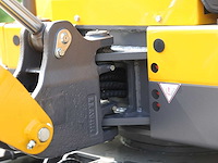 2026 huayee minigraafmachine - 1.800 kg – kubota 3-cilinder – knikarm – snelwissel – 2 bakken - afbeelding 15 van  15
