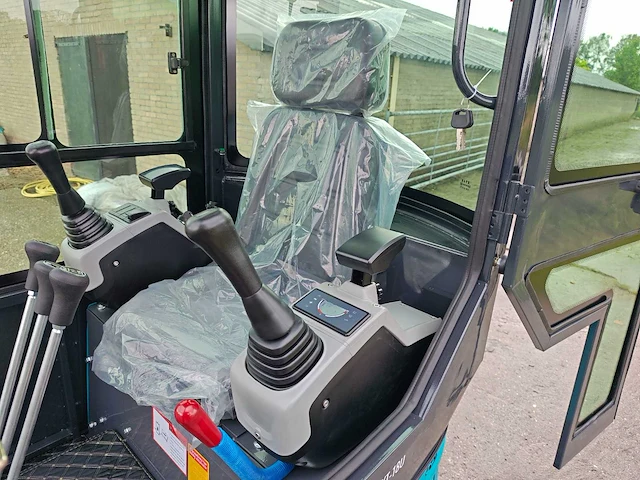 2026 mini graafmachine xt18u – 1.8 ton - afbeelding 4 van  30