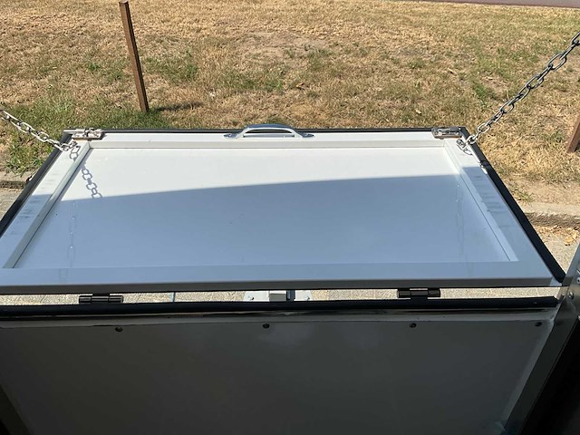 2026 novada food trailer met koeling - mtm 750kg - 220cm - afbeelding 5 van  5