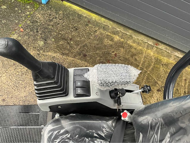 2026 nuoman minigraafmachine 1.2t - side swing & joystick - met garantie - afbeelding 11 van  23