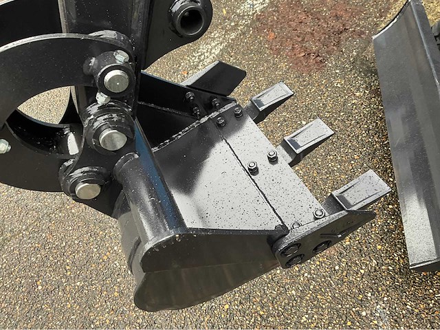 2026 nuoman minigraafmachine 1.2t - side swing & joystick - met garantie - afbeelding 1 van  9