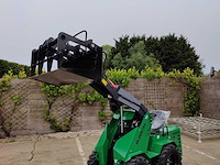 2026 nycheki sk-sdk105 mini schranklader - snelwissel & hydraulische mestbak - ongebruikt - afbeelding 13 van  17