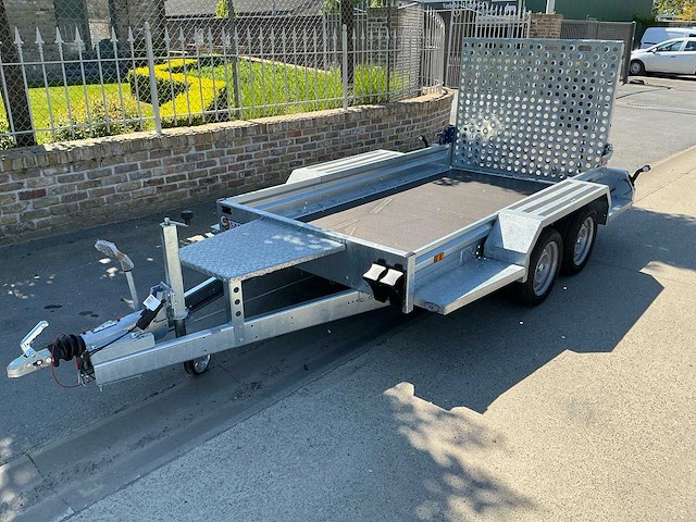 2026 saris c2c aanhangwagen machinetransporter *ongebruikt/garantie* - afbeelding 1 van  13