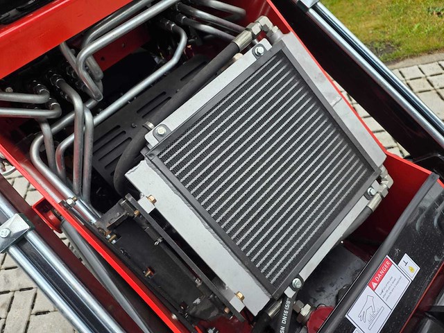 2026 skidsteer sldl 110 rupsgraafmachine - afbeelding 3 van  4