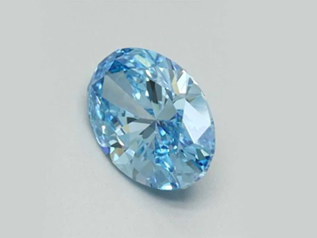 2,03 ct ovaal geslepen lichtblauwe topaas – gletscherblauw - afbeelding 3 van  4