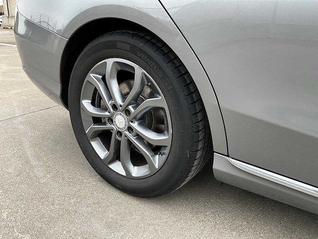 206 mercedes-benz c 220 d - afbeelding 37 van  46