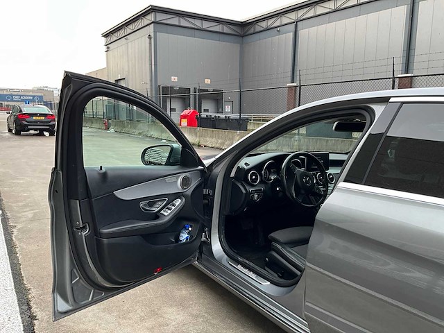 206 mercedes-benz c 220 d - afbeelding 13 van  46