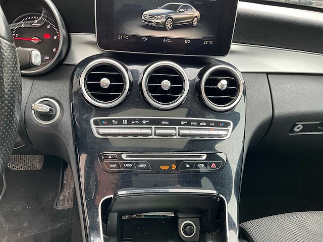 206 mercedes-benz c 220 d - afbeelding 17 van  31