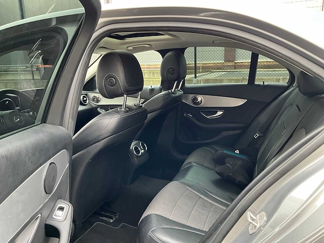 206 mercedes-benz c 220 d - afbeelding 21 van  31