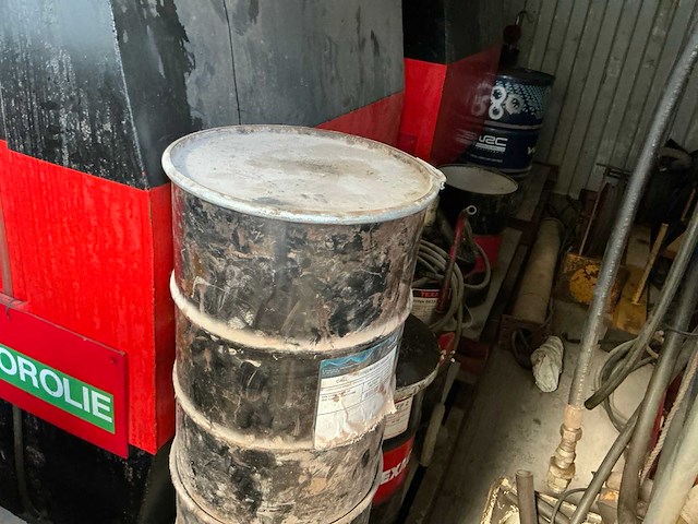 20ft opslagcontainer met inhoud - afbeelding 14 van  26