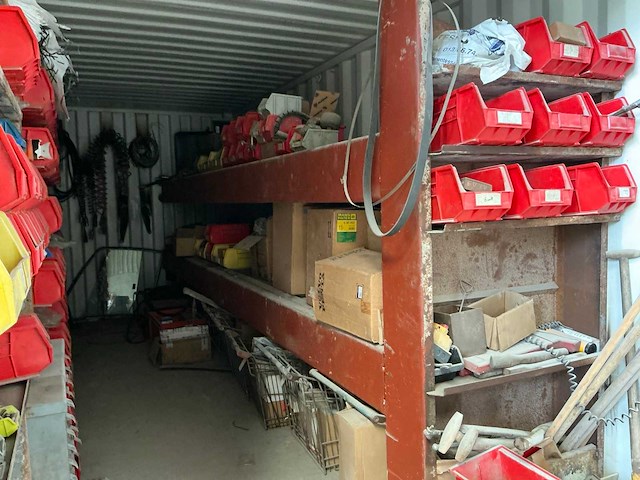 20ft opslagcontainer met inhoud - afbeelding 15 van  18