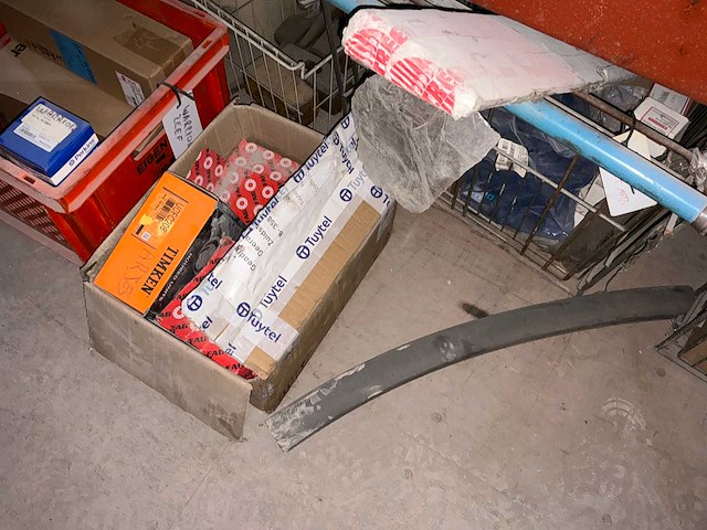 20ft opslagcontainer met inhoud - afbeelding 18 van  18