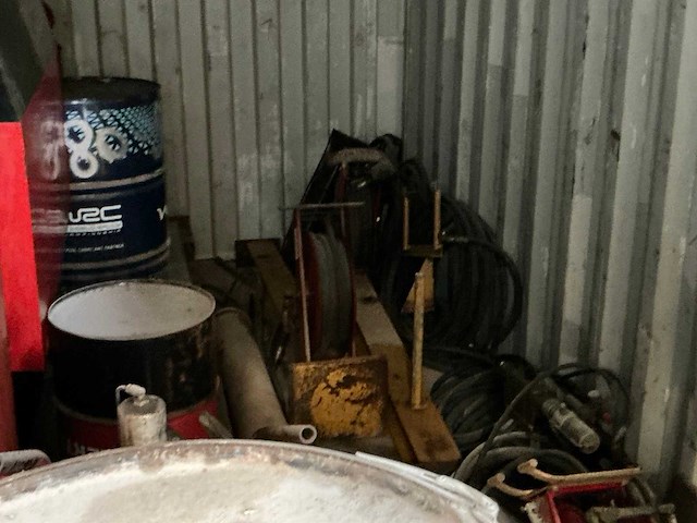 20ft opslagcontainer met inhoud - afbeelding 15 van  27