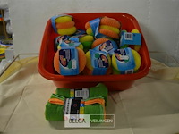 ±20x 3st pannensponsen +2x 2st microvezeldoek 30x30cm - afbeelding 1 van  3