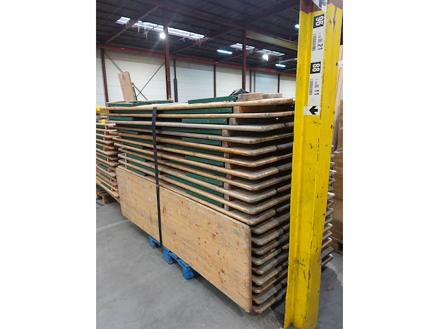 20x biertafel + 40x bank - afbeelding 5 van  5