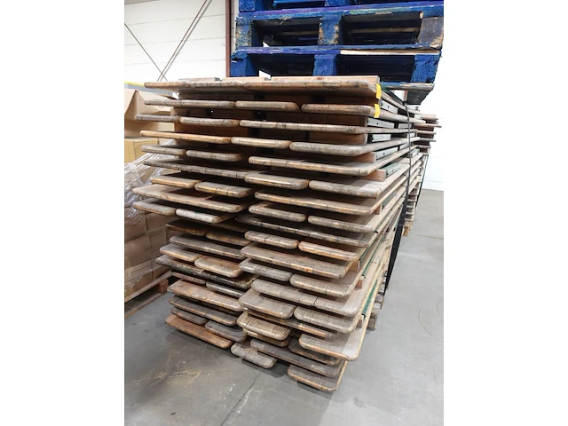 20x biertafel + 40x bank - afbeelding 5 van  5