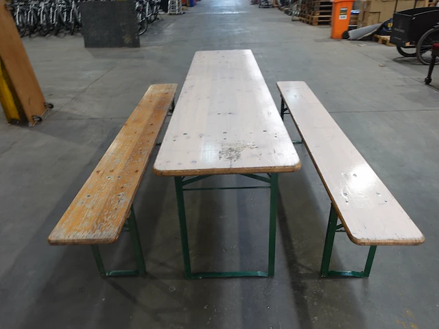 20x biertafel + 40x bank - afbeelding 1 van  4