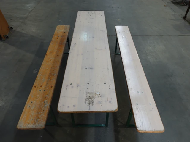 20x biertafel + 40x bank - afbeelding 3 van  4