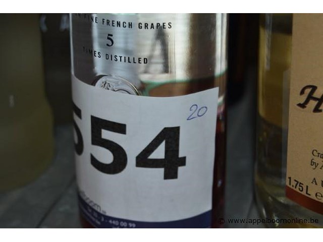 20x fles sterke drank, wo. bökland peach vodka liqueur 70cl, stolichnaya vodka 70cl, ciroc red berry vodka 70cl, tito's handmade vodka 1.75l, smirnoff vodka - afbeelding 5 van  5