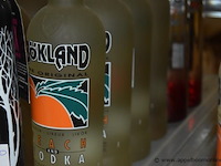 20x fles vodka, wo. belvedere ix, belvedere citrus, bökland peach and vodka, 70cl - afbeelding 3 van  3