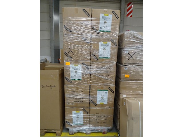 20x houten voedingshuis op voet - afbeelding 1 van  2