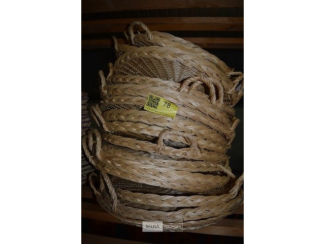 ±20x rieten dienbladen - afbeelding 1 van  2