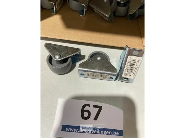 20x wiel hoogte 35mm diameter 30mm plaat 20x45mm - afbeelding 3 van  3