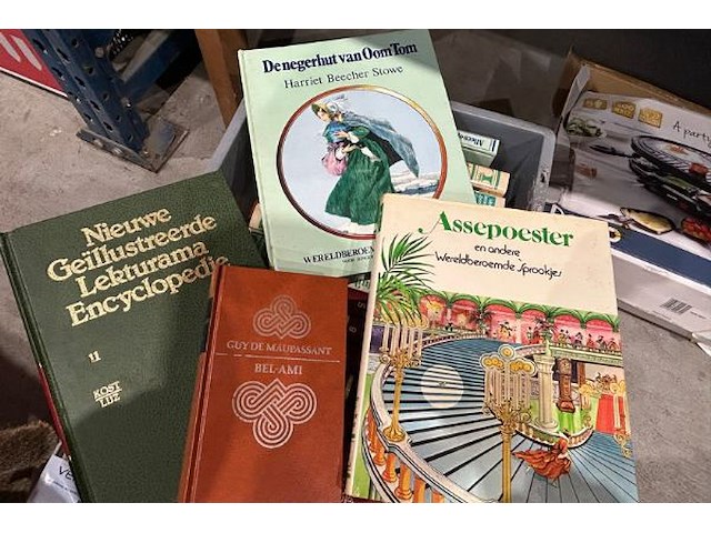 21 beelden - afbeelding 2 van  2