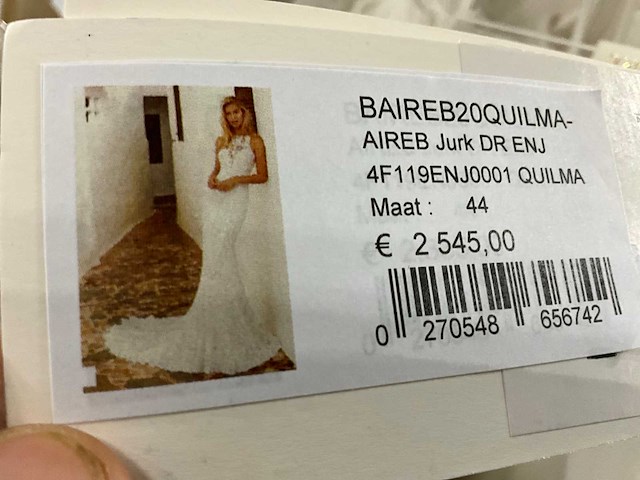 21 bruidsjurken rosa clara aire (totaalprijs) - afbeelding 13 van  34