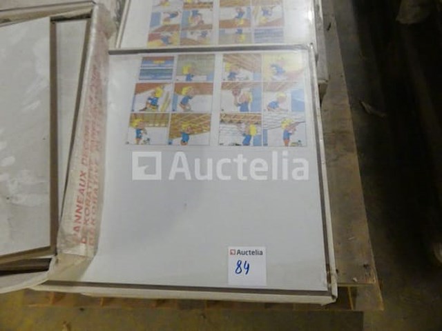 21 bundels plafondtegels, 12 bundels plafondtegels - afbeelding 10 van  13