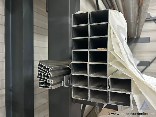21 diverse aluminium profielen, lengte 6000mm - afbeelding 2 van  5