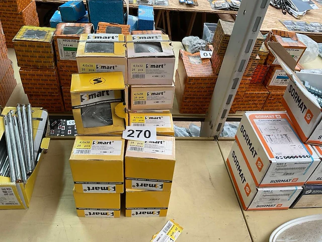 21 x dozen metalen hollewandplug met schroefduim of schroefhaak - afbeelding 1 van  7