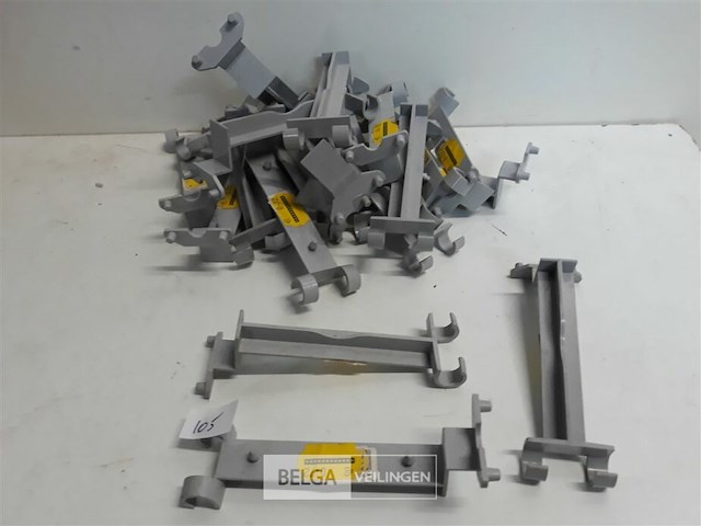 21 x klem voor bladnet 125mm licht grijs pvc regenafvoer - afbeelding 2 van  3