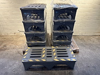 210-52 lot pvc opstapbakken (9) - afbeelding 1 van  4