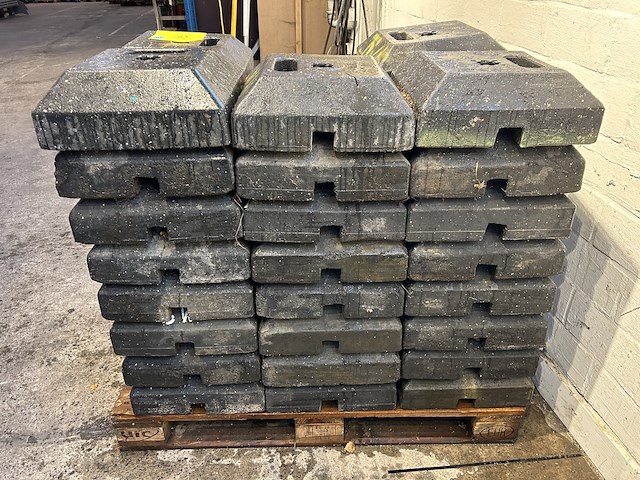 210-76 blok / voet voor hekwerk - afbeelding 3 van  3