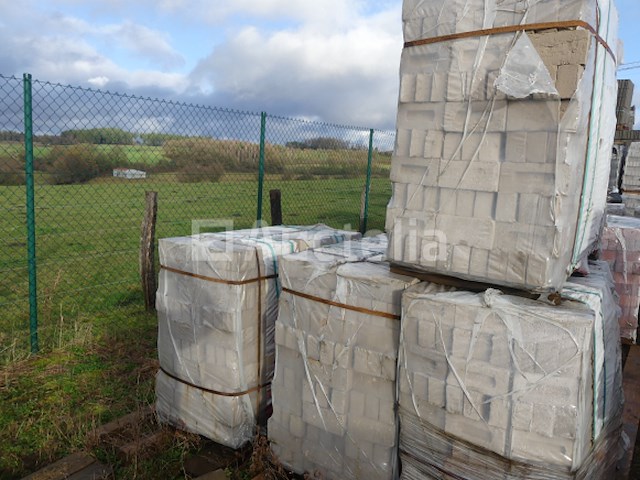 2100 bricks wienerberger forum prata - afbeelding 4 van  5