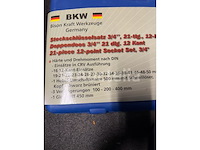 215 delige doppen set en ratel set tot 50mm