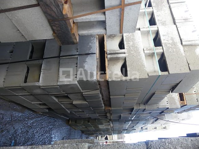 216 stepoc blokken dikte 30 cm - afbeelding 1 van  8