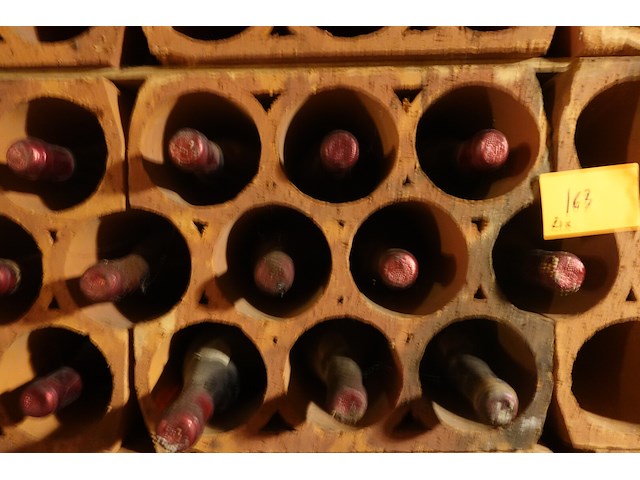 21x 75cl corton grand cru eugène roudeix 1961 - afbeelding 5 van  7