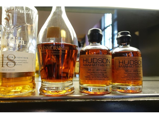 21x diverse flessen whisky - afbeelding 6 van  6